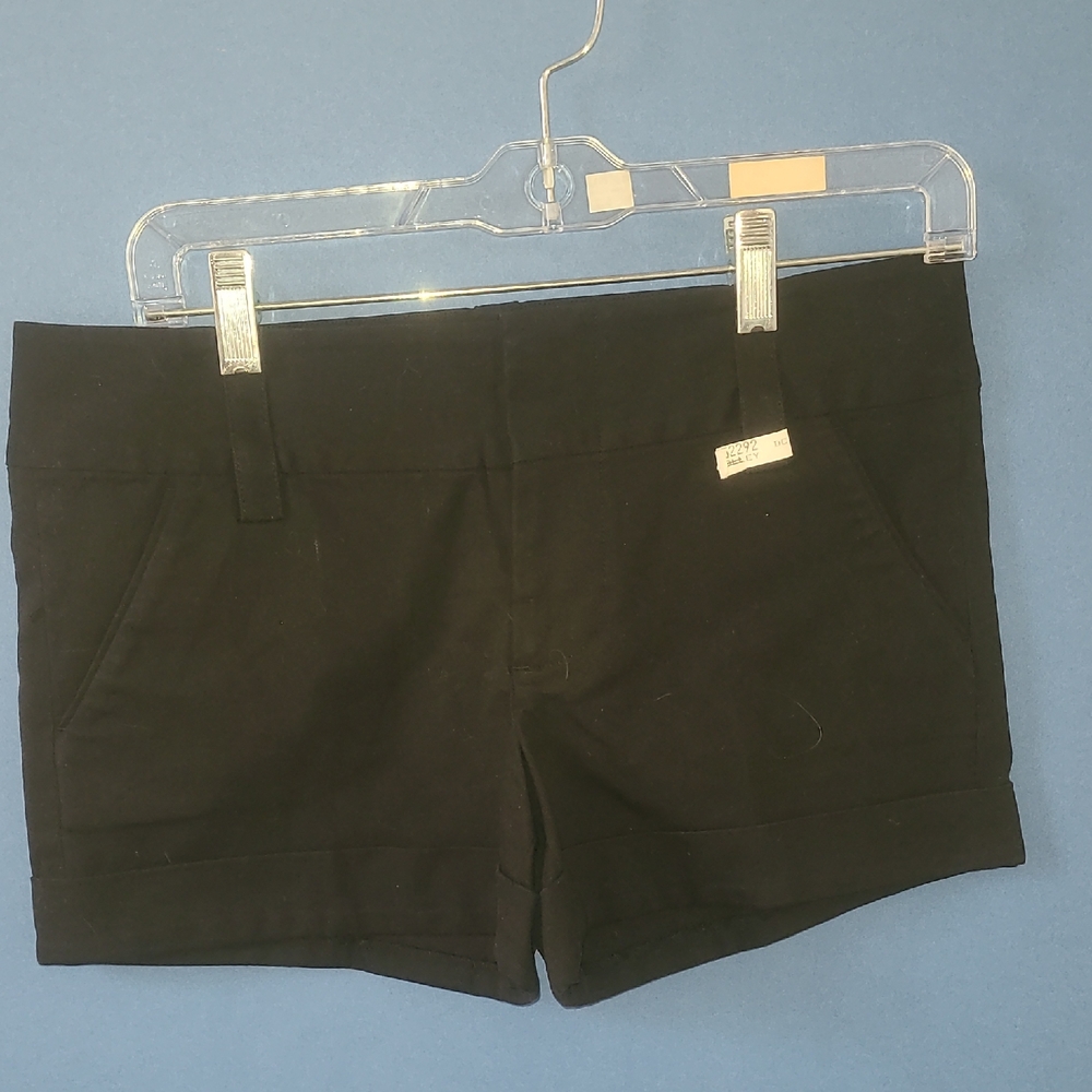 Alice + Olivia Black High Waist Women's Shorts SZ 4